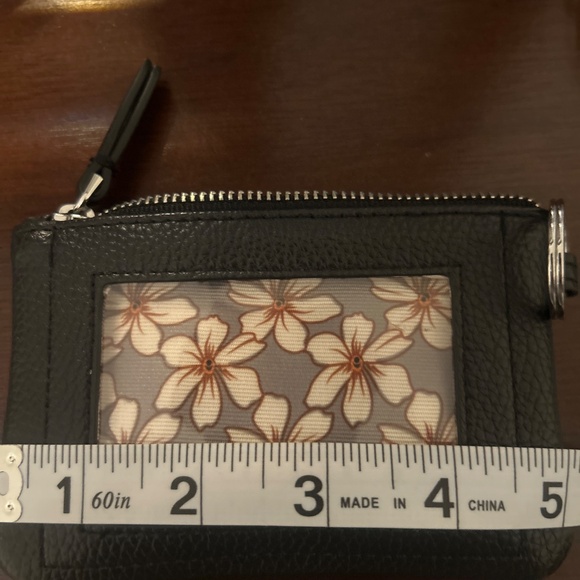 Vera Bradley ID Coin/Key Ring Purse - Picture 4 of 4